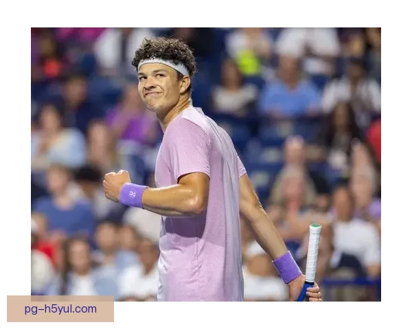 加小黑爆冷夺澳网冠军冲进前十